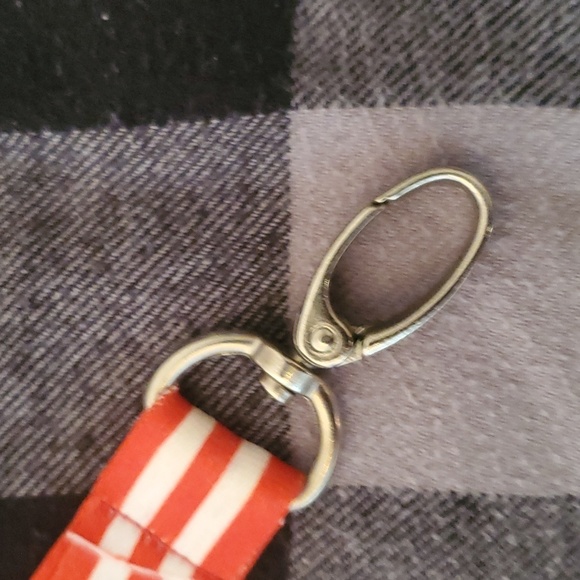 2/$8 🦅 USA 🇺🇸 flag lanyard 18 ½" long - Picture 2 of 4